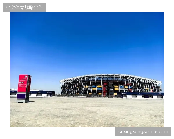 卢赛尔球场通过智能照明系统精准测算观众动线，解决2026年夏季赛事瞬时拥堵隐患